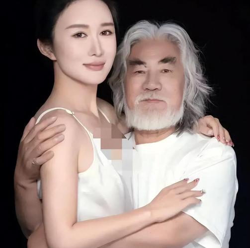 2025新澳门天天开奖记录下载和张纪中回应前妻喊话与张纪中现妻